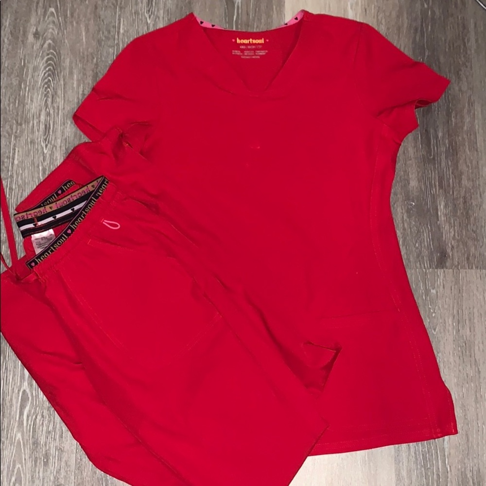 Red heart and soul scrub set!